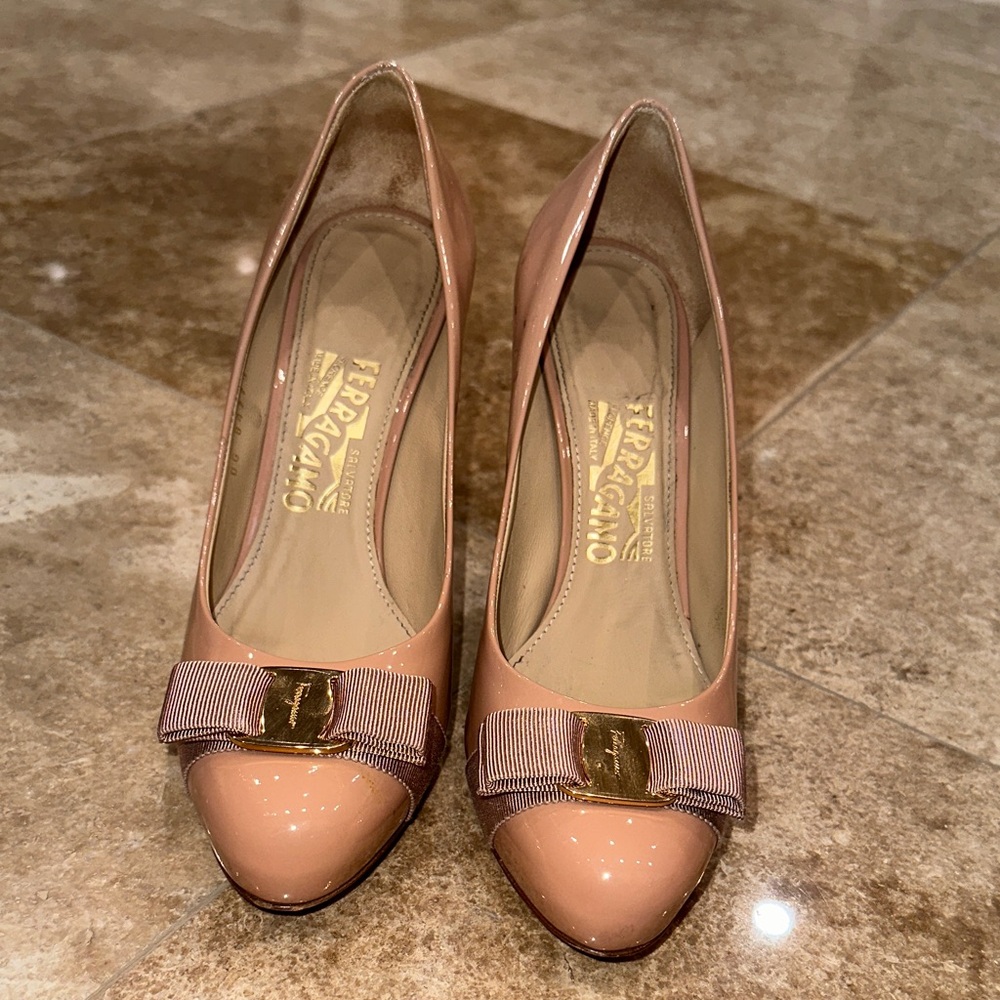Salvatore Ferragamo Women's Nude Patent Leather Heels
